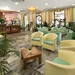 Otel Petit Maison Lido