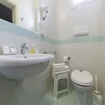 Hotel Petit Maison Lido 3*